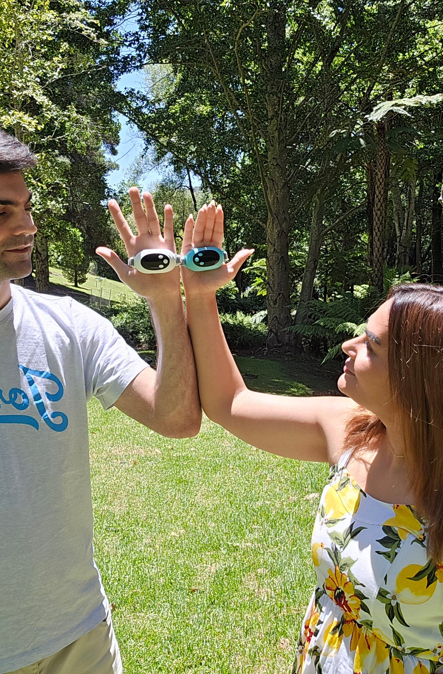 Calmify palm sleep massager